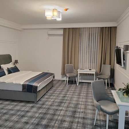 Hotel Mio City Kula Esterno foto